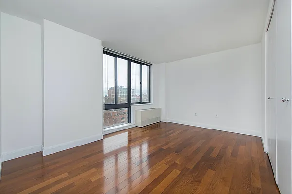 Rented by Mirador Real Estate | media 19