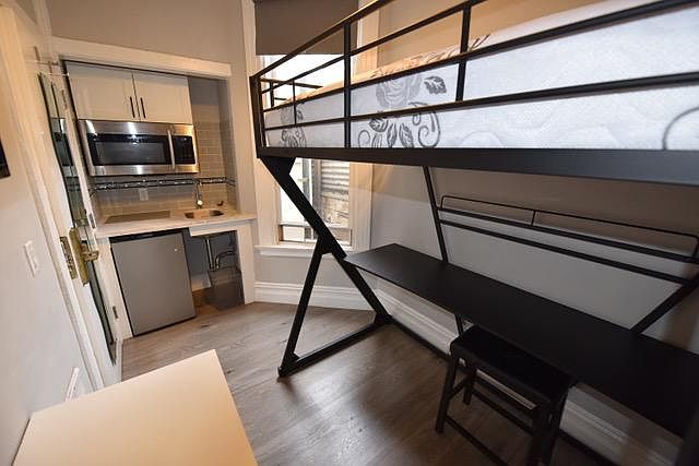 1st image of 3141 16th St #10