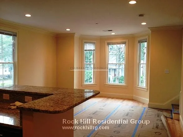 11 Sparhawk St #RL — Photo 6