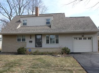 3164 Mountview Rd, Columbus, OH 43221