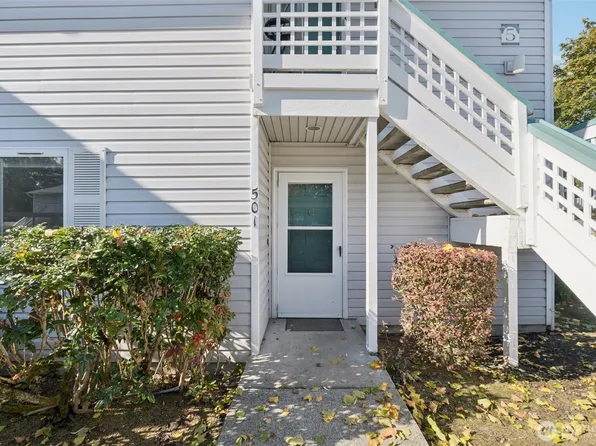 1101 37th Street SE #501, Auburn, WA 98002