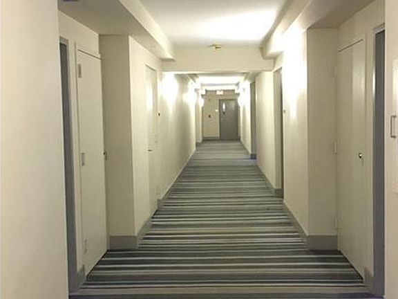 2nd image of 1800 Sunset Harbour Dr #14O8