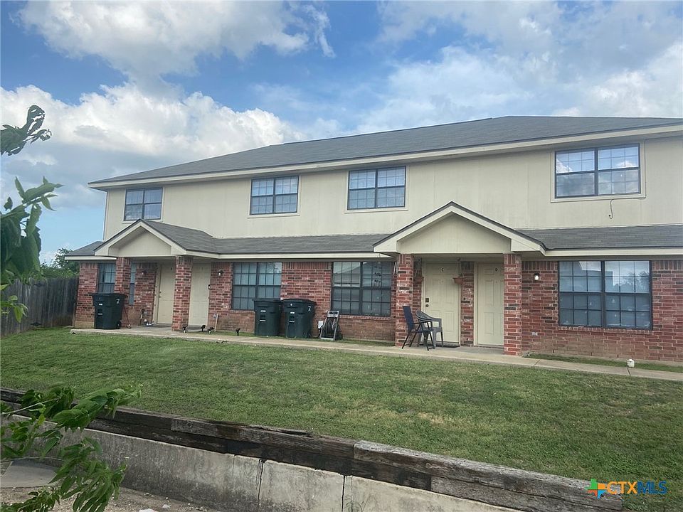 1st image of 1009 Lansberry Ct #A-b