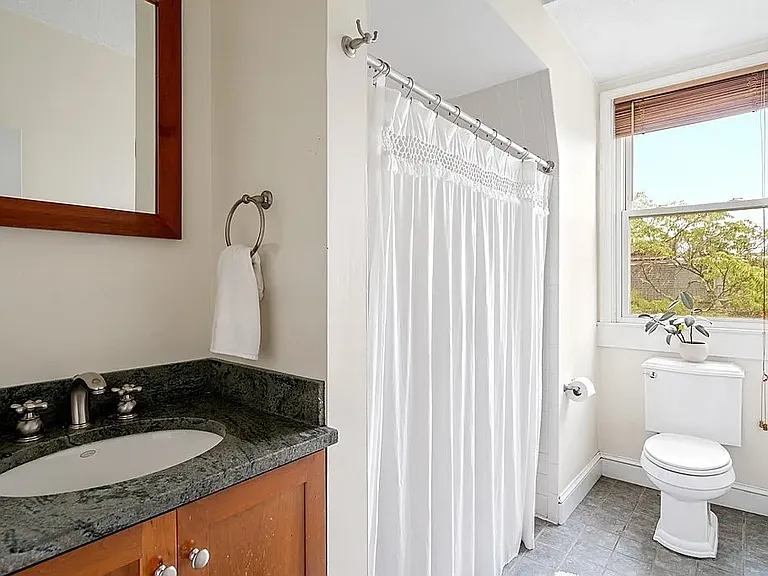 468 Massachusetts Ave #4 — Photo 11