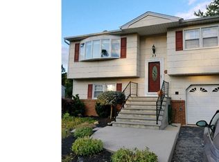 23 Chester Ave, Hamilton, NJ 08619