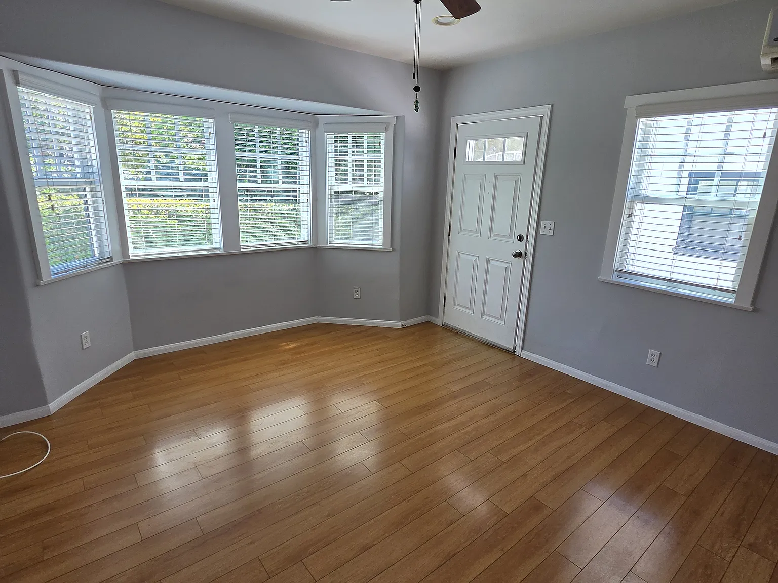 1 bed, 650 sqft, $2,200 — Photo 2