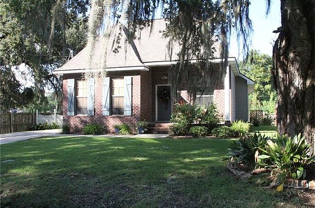 1st image of 109 Mitchell Ln