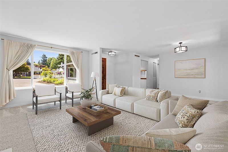 4th image of 33554 36th Avenue SW