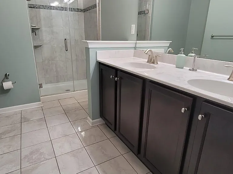 712 Strassle Way — Photo 5