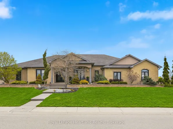 225 John St S, Minto, ON N0G 1Z0