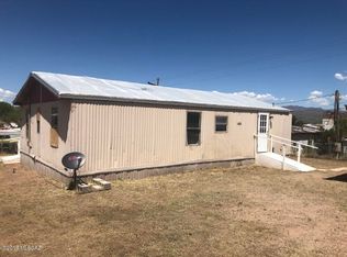 611 S Rolfs Ave, Mammoth, AZ 85618