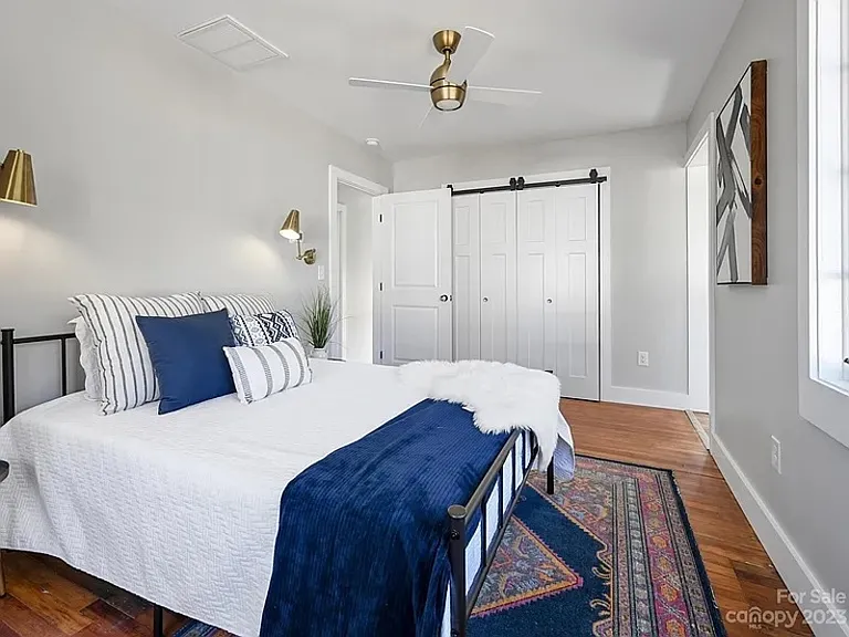 1016 Patton St — Photo 15