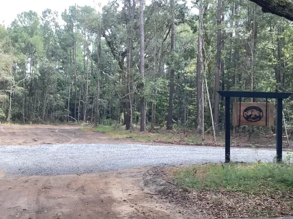 5 Milcrest Dr, Awendaw, SC 29429