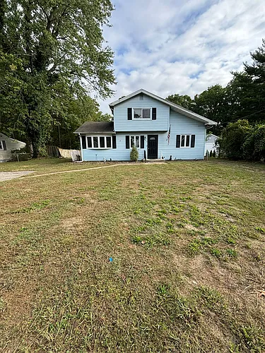 444 Irving Pl Photo 1