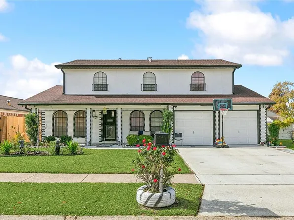 2700 Sandero Del Este St, Harvey, LA 70058