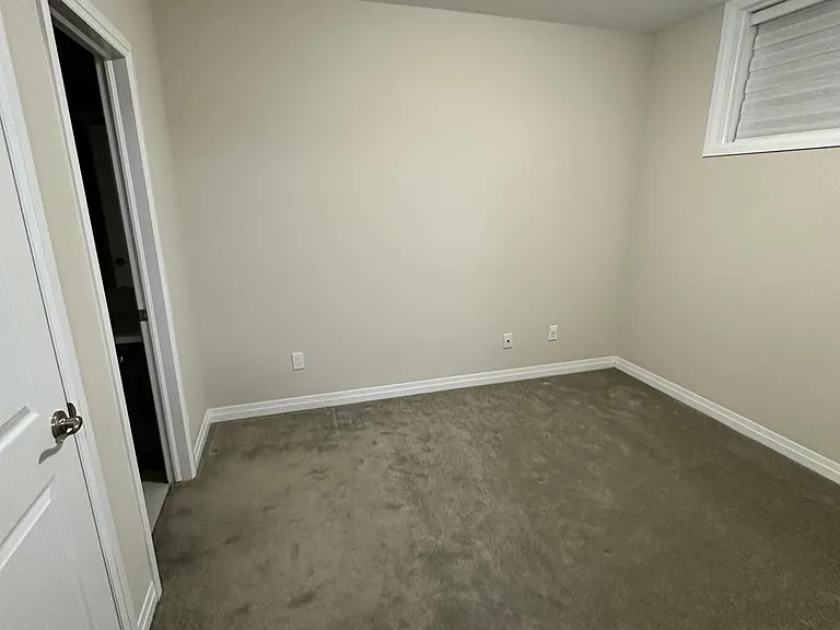 88 Seabrook Dr — Photo 10