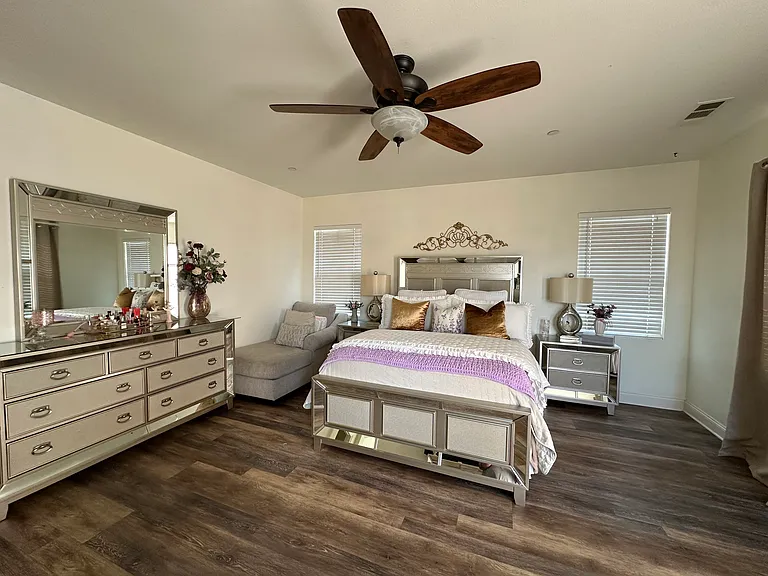 879 Coronado Cir — Photo 9