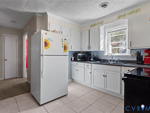 5th image of 20117 Laurel Rd