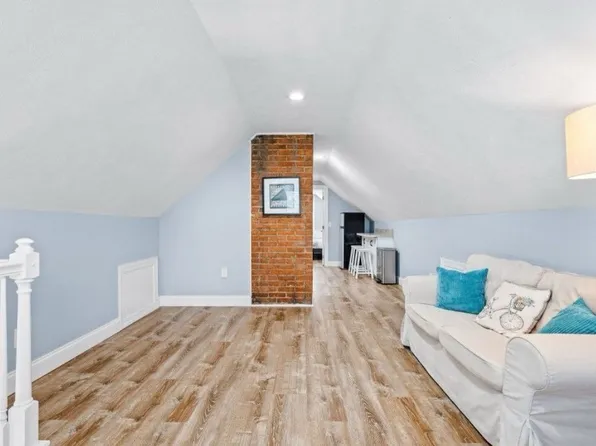 1286 Marlowe Ave #3, Lakewood, OH 44107