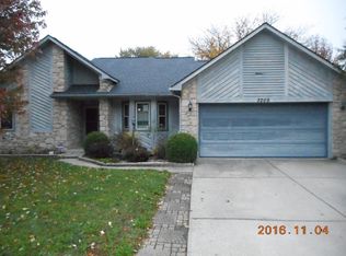 3209 Summerfield Dr, Indianapolis, IN 46214