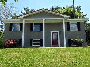 3012 Midfield Cir SE, Cleveland, TN 37323