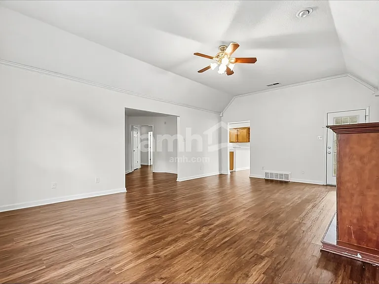 1466 Far Dr — Photo 8