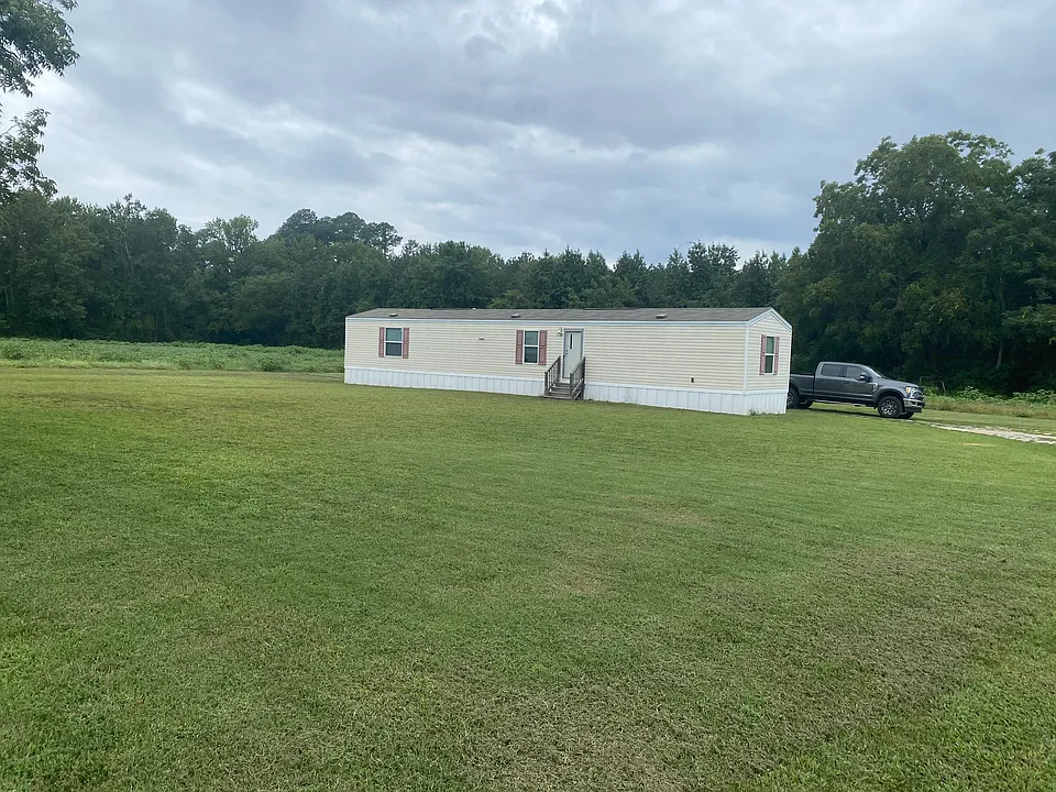 1028 Sandy Cross Rd