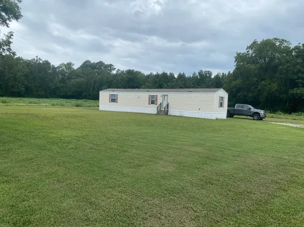 1028 Sandy Cross Rd, Nashville, NC 27856