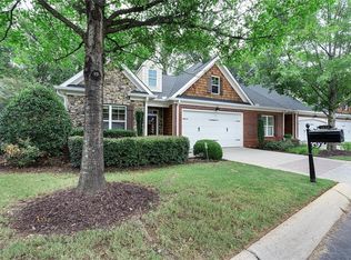 1070 Creekwalk Dr, Alpharetta, GA 30004