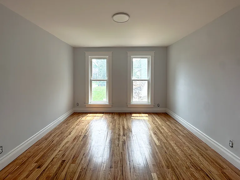 473 W Utica St #1 — Photo 11