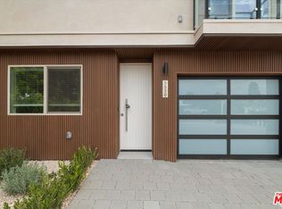 5530 Sunnyslope Ave, Van Nuys, CA 91401