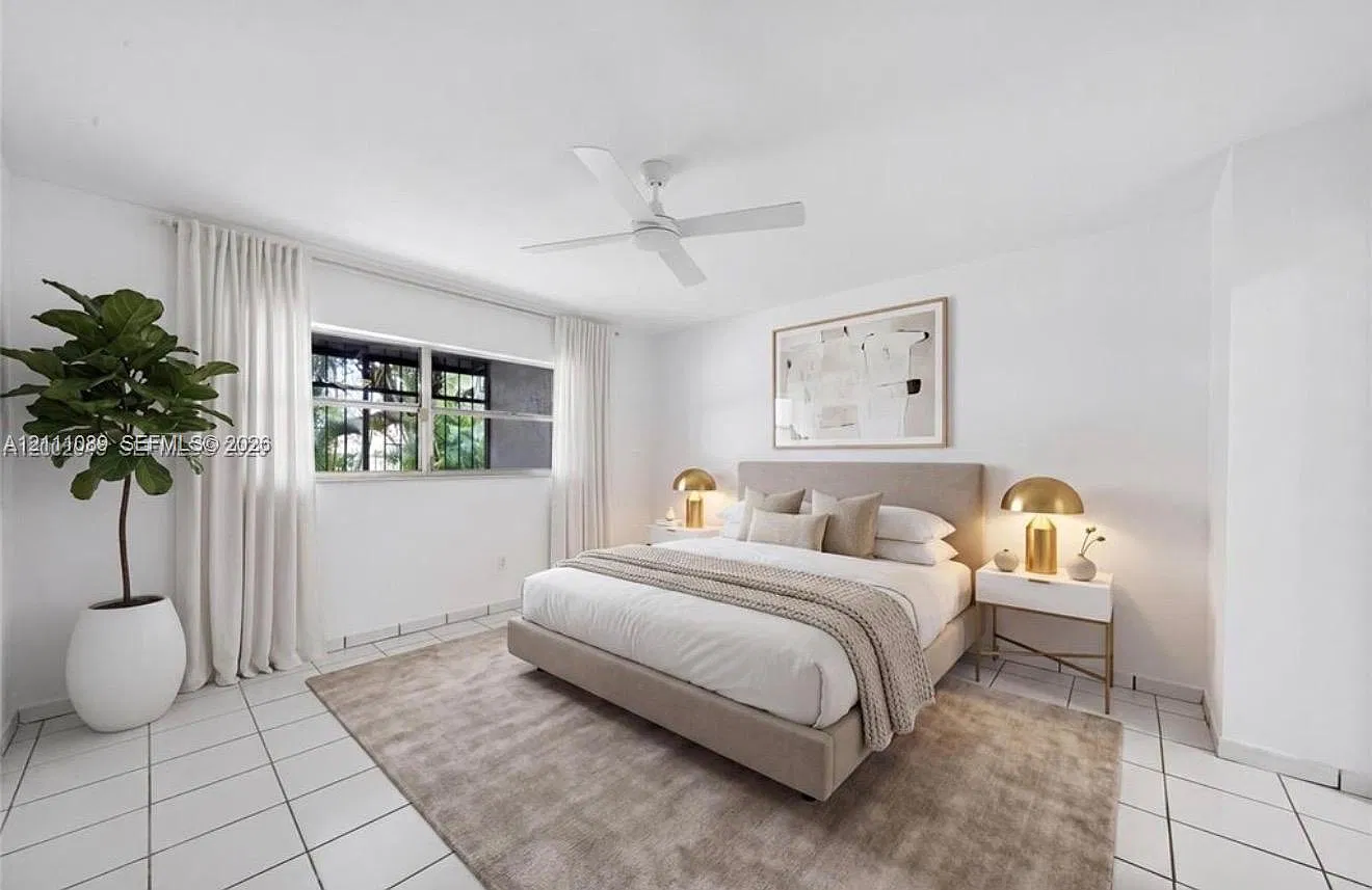 Park East Condo — Photo 4