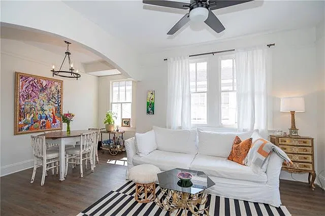 2 bed, 1.0 bath, 987 sqft, $2,300 — Photo 4