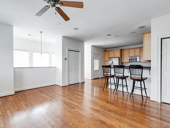 4th image of 2701 Cedar St #1