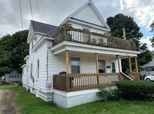 52 W Washington Ave, Zeeland, MI 49464