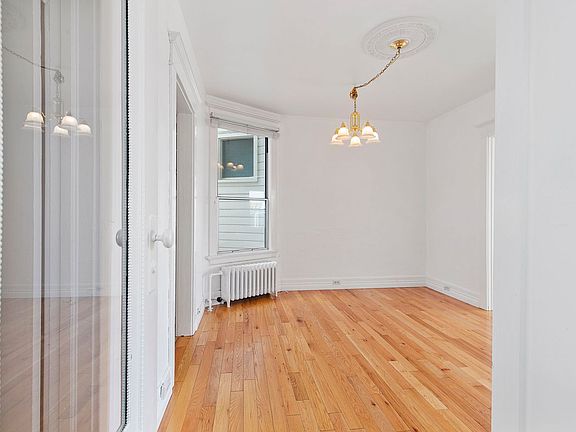 5th image of 1938 11th Ave W #1942.5