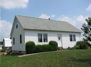 410 Folk Rd, Fredonia, PA 16124
