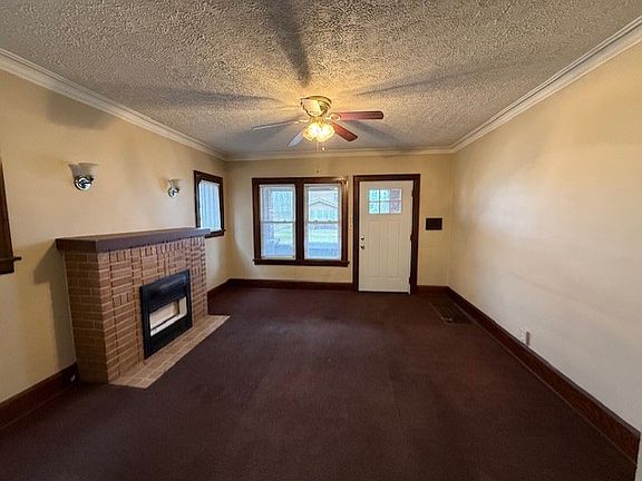 3rd image of 70 E Woodland Ave