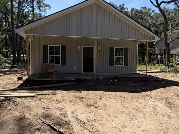 136 Priscilla Dr, Midway, GA 31320