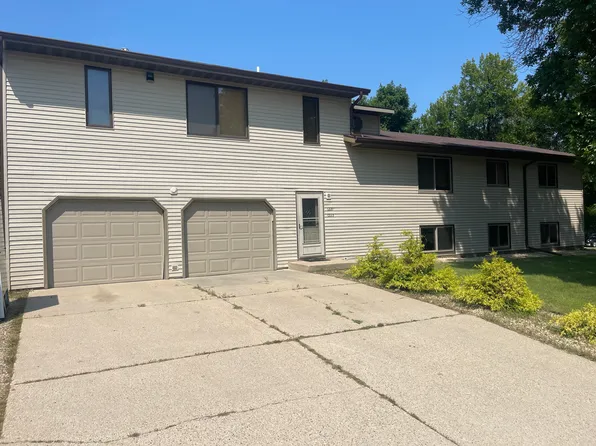 1223 5th Ave E, Alexandria, MN 56308