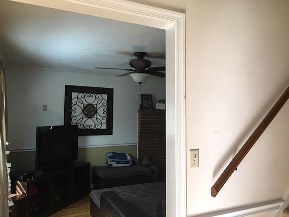 4th image of 200 Tabb Lakes Dr
