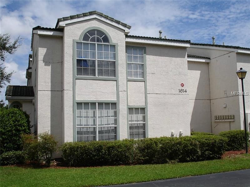 1st image of 1614 Columbia Arms Cir Unit 145