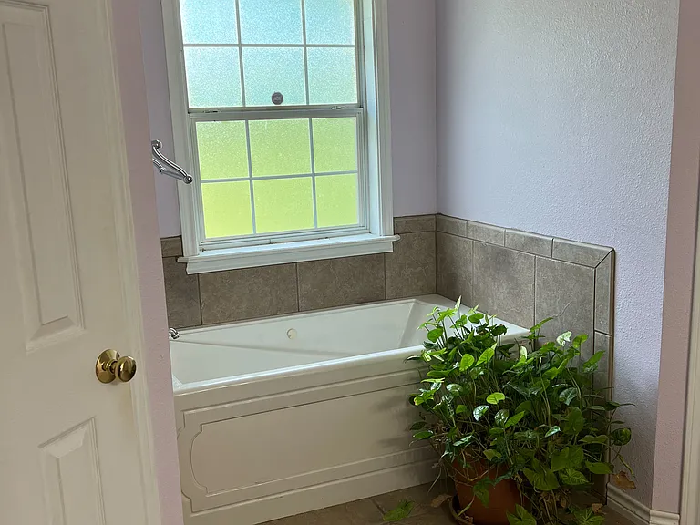 522 County Road 4245 — Photo 8