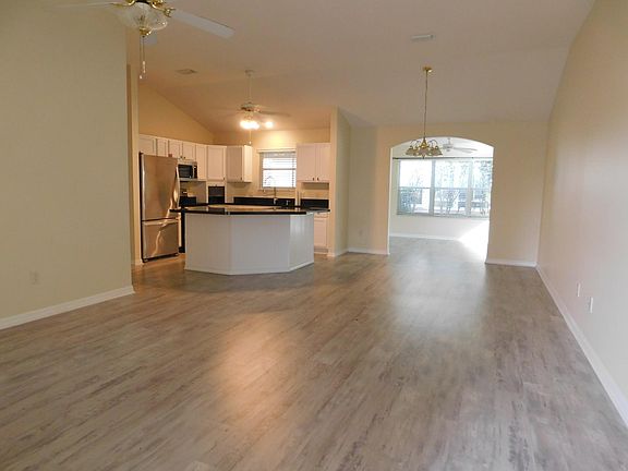 4th image of 9163 SE 172nd Santee Pl