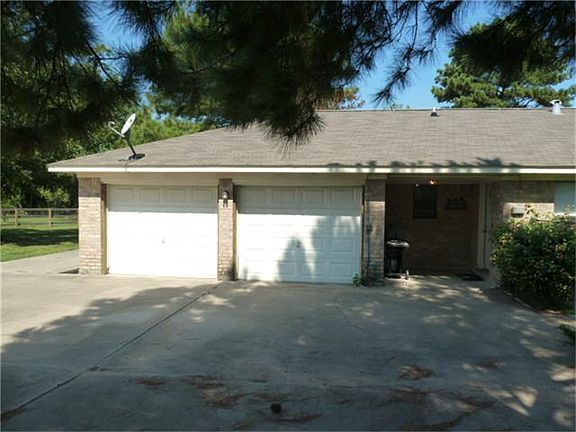Attached 2 car garage.