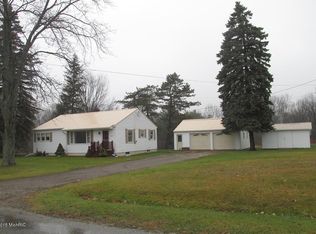 8400 Tamarack Rd, Lakeview, MI 48850