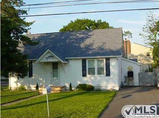 201 Foster Rd, Toms River, NJ 08753