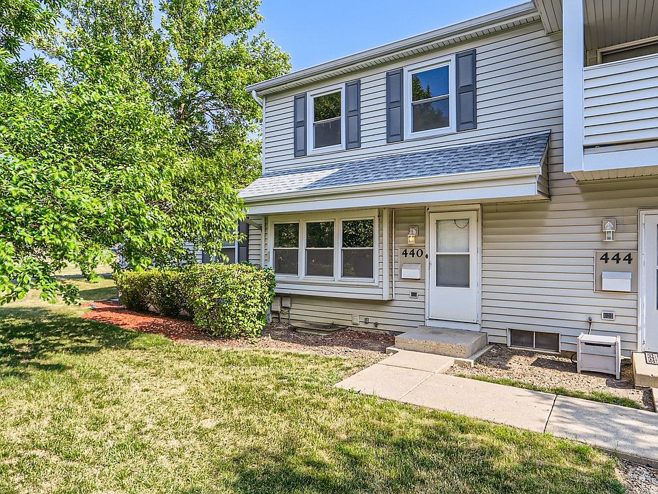 1st image of 440 Liberty Ct #2304