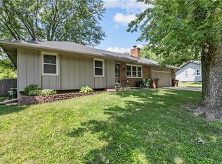 510 S Monroe St, Raymore, MO 64083