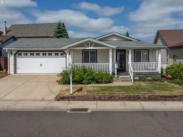 124 Jessica Lynn Ln, Roseburg, OR 97471